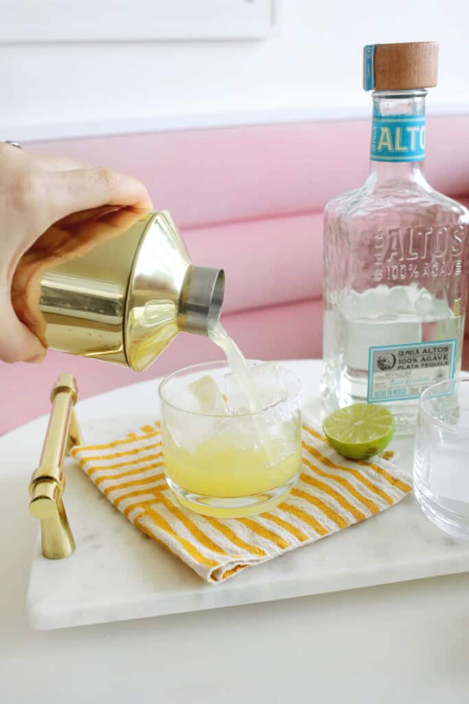 making a skinny margarita