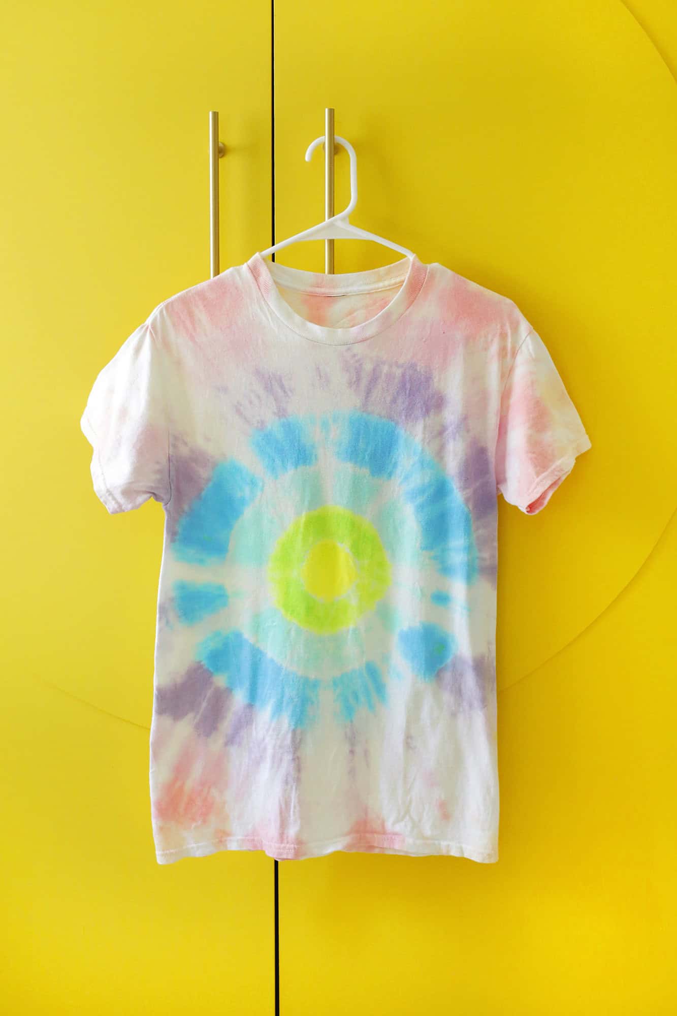 bullseye tie dye shirt