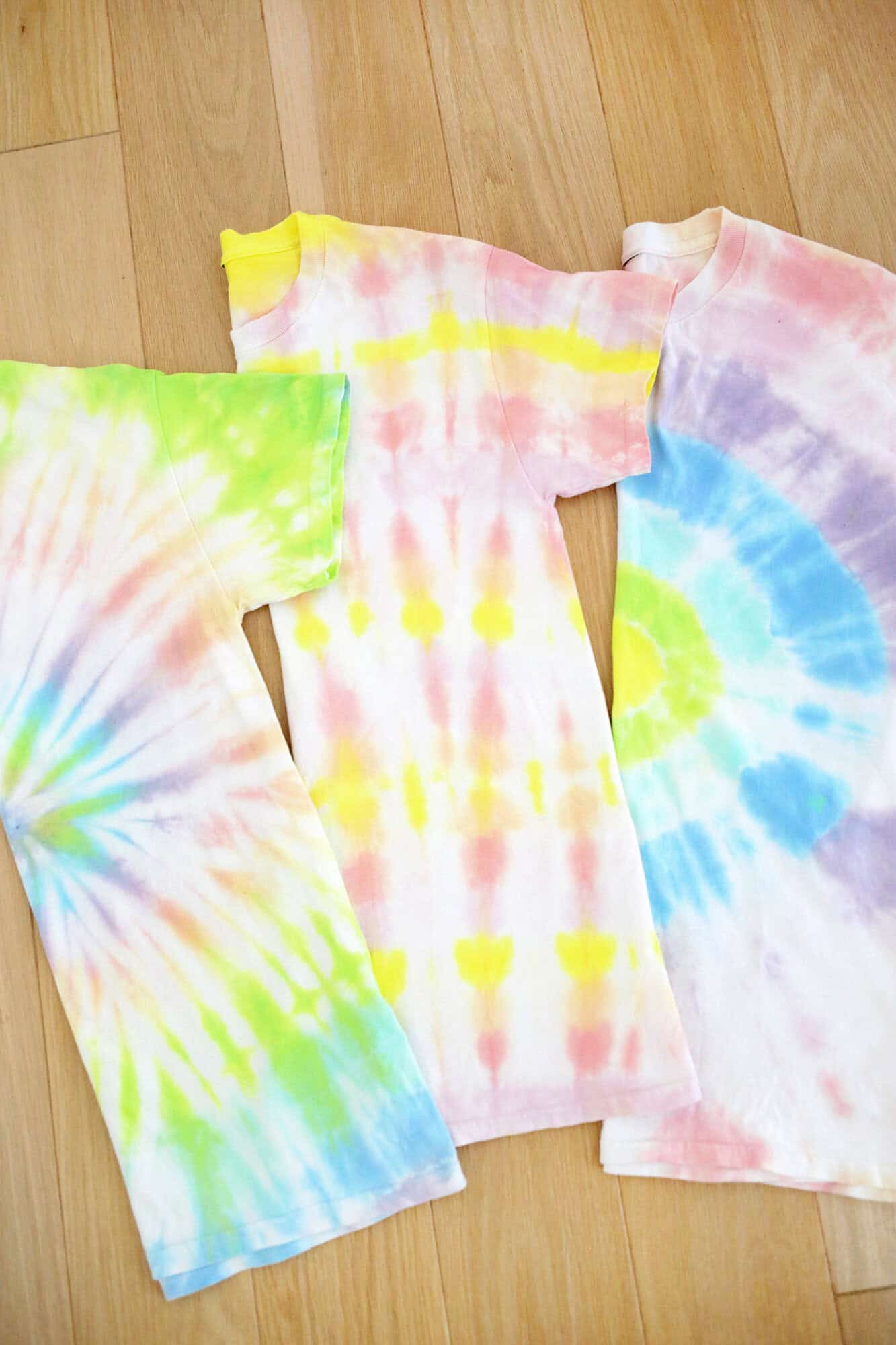 tye dye spiral, bullseye, and stripe pattern