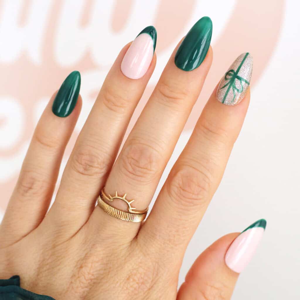 green christmas nails with a bow