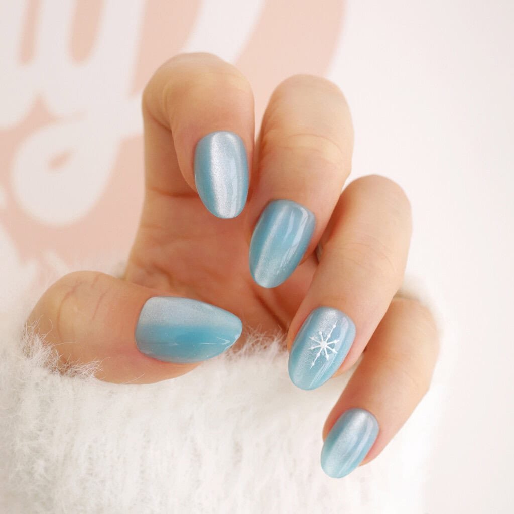 blue winter snowflake nails